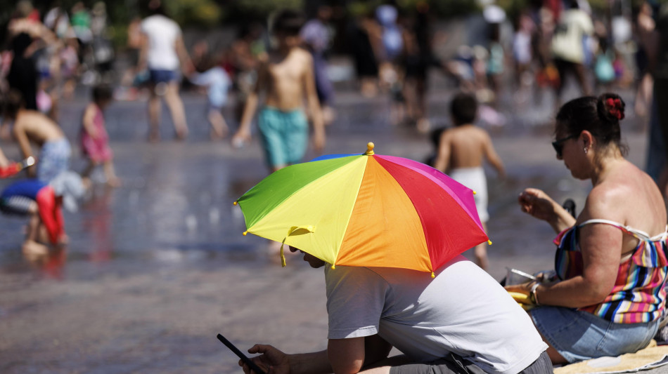  Si estende allerta super caldo pure in Gb, attese temperature fino a 37 gradi 