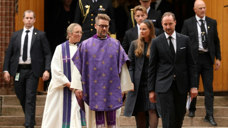  La Norv&egrave;ge en deuil rend hommage au roi Harald 