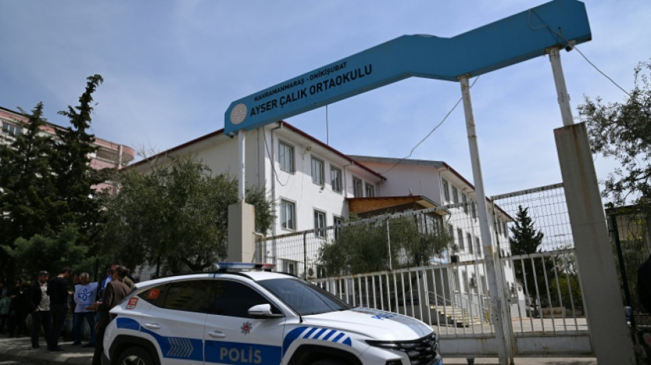  Erdogan k&uuml;ndigt nach t&ouml;dlichen Sch&uuml;ssen an Schulen strengere Waffengesetze an 