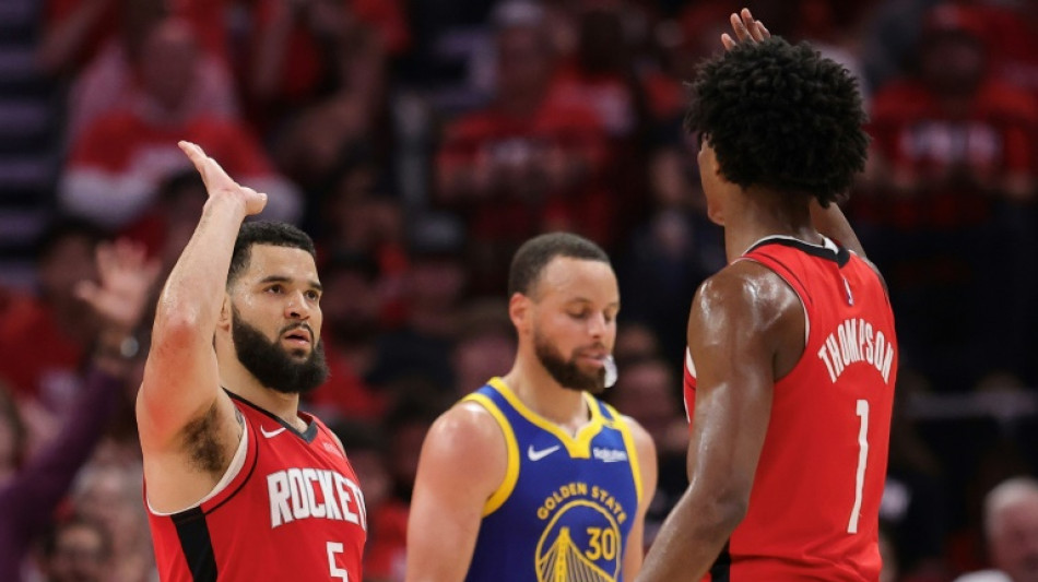 Rockets romp past Warriors to extend NBA playoff series