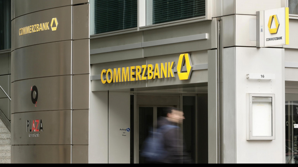  Weidmann (Commerzbank), pronti a colloqui costruttivi con Unicredit 