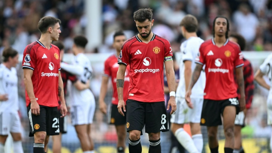 Man Utd still winless after Fulham draw, Everton win to open new stadium