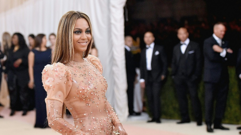 "Je suis ici en tant que m&egrave;re", dit Beyonc&eacute; venue soutenir Harris au Texas