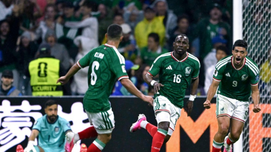  Mondial-2026: Qui&ntilde;ones, le buteur mexicain venu de Colombie 