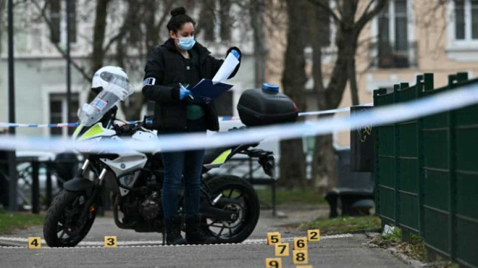 Ein Toter bei mutma&szlig;lich islamistisch motiviertem Messerangriff in Frankreich