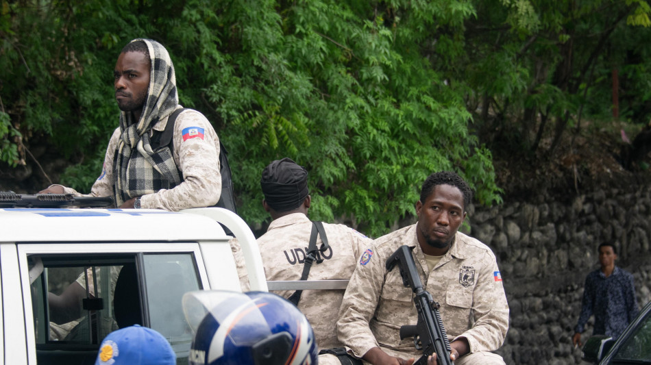  Media, El Salvador schiera 1.300 militari ad Haiti 
