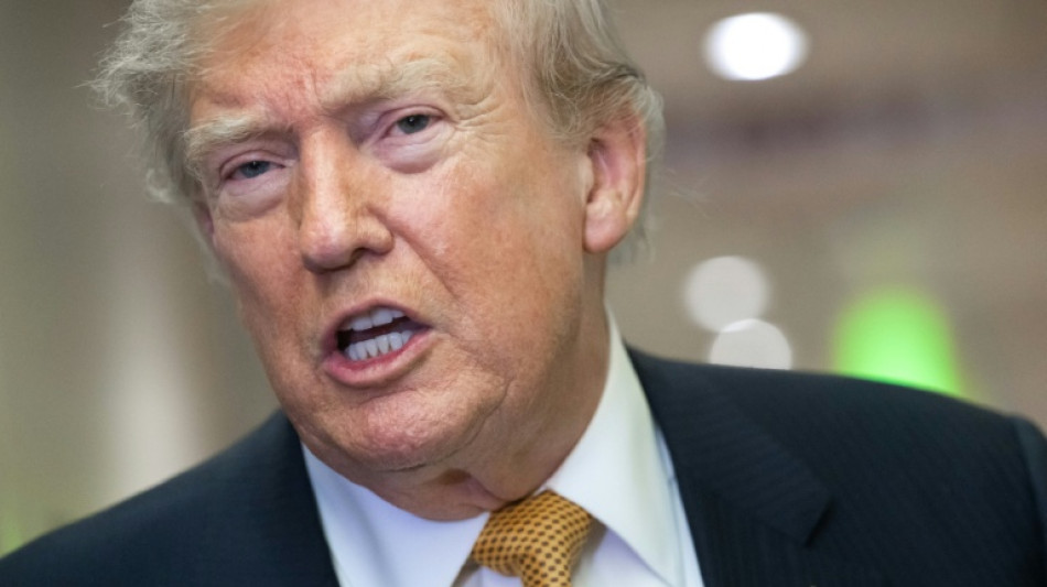  Trump maintient que le cessez-le-feu est "termin&eacute;" mais accepte de parler avec l'Iran  
