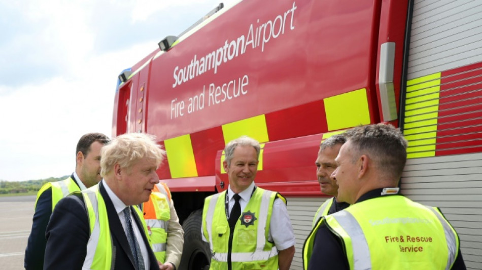Presi&oacute;n a Johnson y cita hist&oacute;rica para el Sinn Fein en los comicios locales brit&aacute;nicos