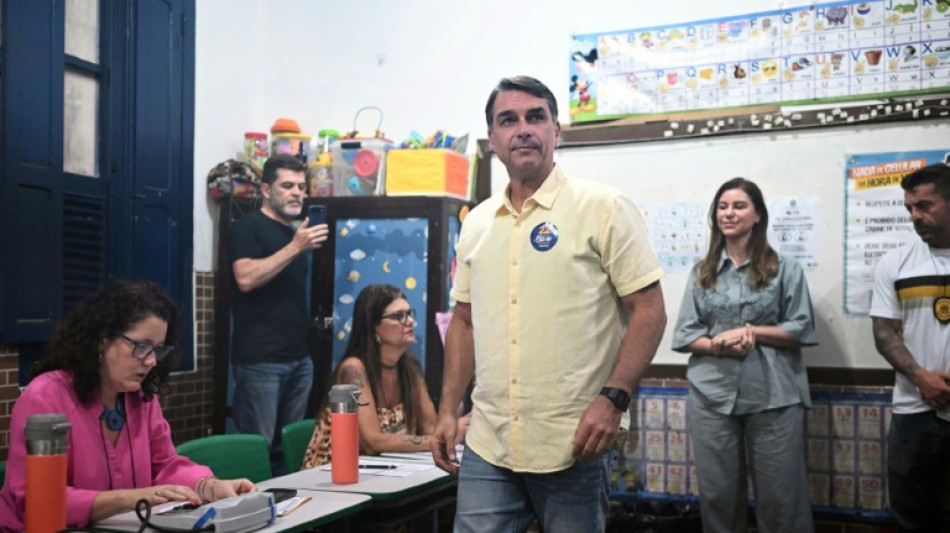  Knappes Rennen und Richtungsentscheidung: Stichwahl um Pr&auml;sidentenamt in Brasilien 