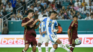 Ohne Messi: Argentinien m&uuml;ht sich zu 1:0 gegen Venezuela