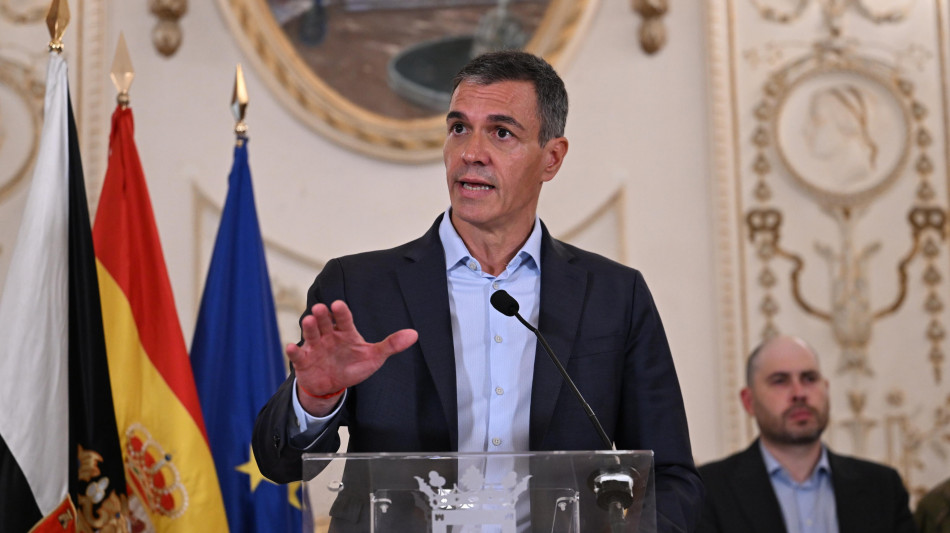  Sanchez scrive a Bruxelles per riunione urgente dei ministri Interni 