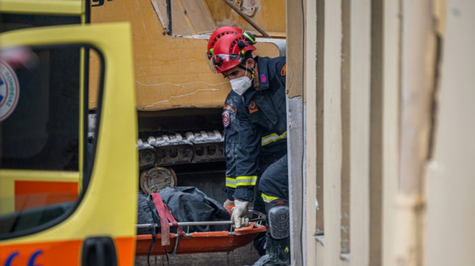  Gr&egrave;ce : un deuxi&egrave;me corps retrouv&eacute; apr&egrave;s l'effondrement d'un immeuble &agrave; Ath&egrave;nes 