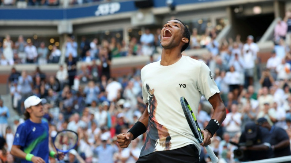 Auger-Aliassime outduels De Minaur to reach US Open semis