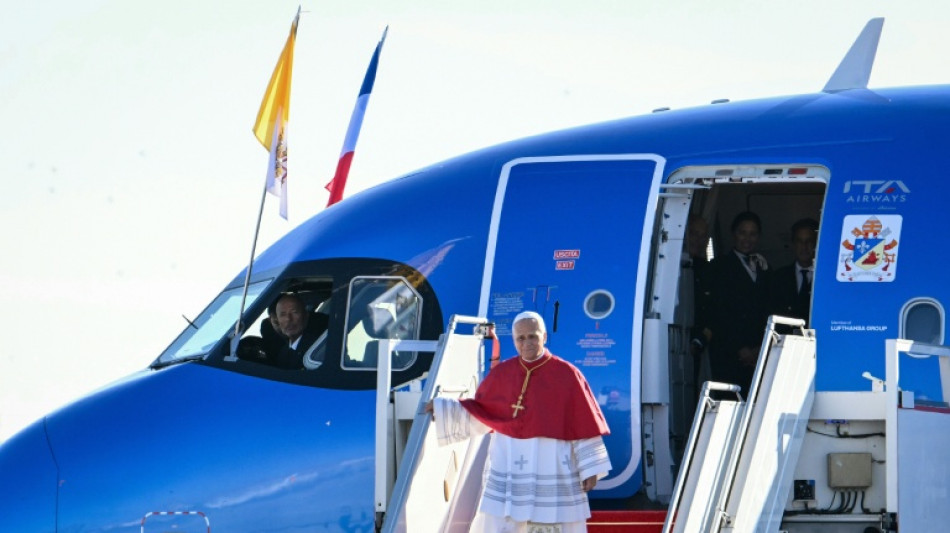  Pope arrives in France on first official visit in 18 years 