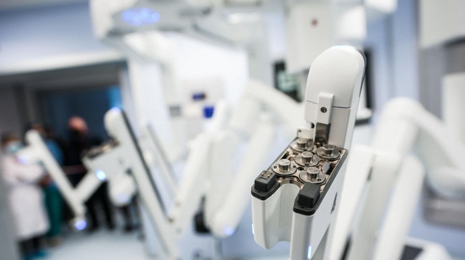  Tumore colon-retto, con chirurgia robotica meno stress post-intervento 