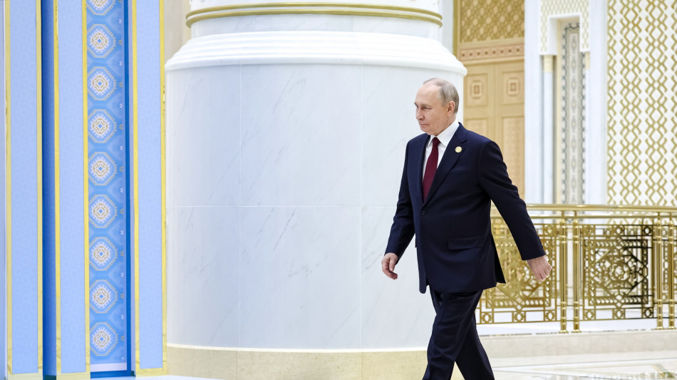 Cremlino, 'Putin vuole un accordo di pace, non tregue temporanee'