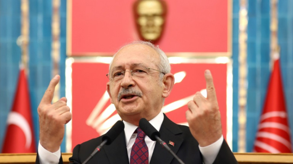 T&uuml;rkischer Oppositionsf&uuml;hrer sitzt im Dunkeln 