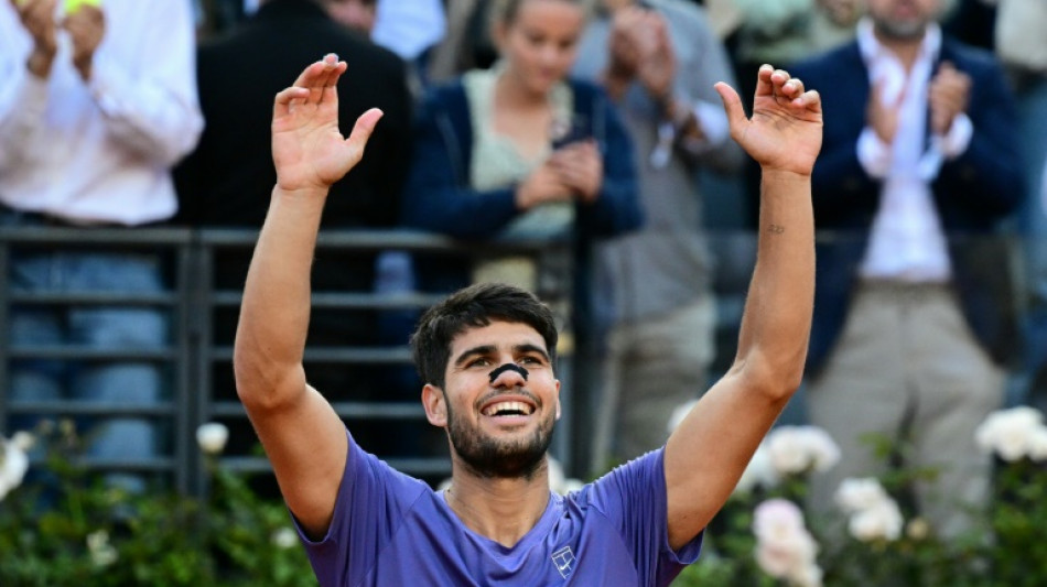 Alcaraz estreia em Roland Garros contra Nishikori; Jo&atilde;o Fonseca enfrenta Hurkacz