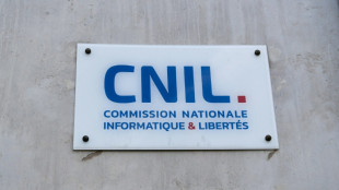 R&eacute;seaux sociaux: une application de la Cnil pour aider les 10-15 ans &agrave; se prot&eacute;ger