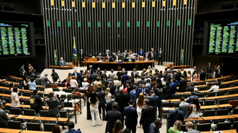  Brasil elege pr&oacute;ximo Congresso, que pode definir destino de Jair Bolsonaro 