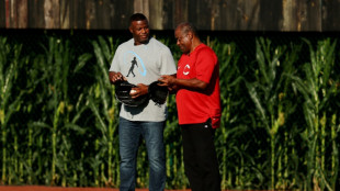 Cubs feel the magic in 'Field of Dreams' win over Reds