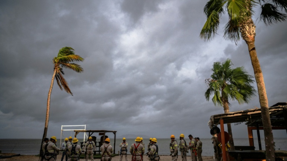  L'ouragan Polo frappe la c&ocirc;te pacifique du Mexique en cat&eacute;gorie 3 