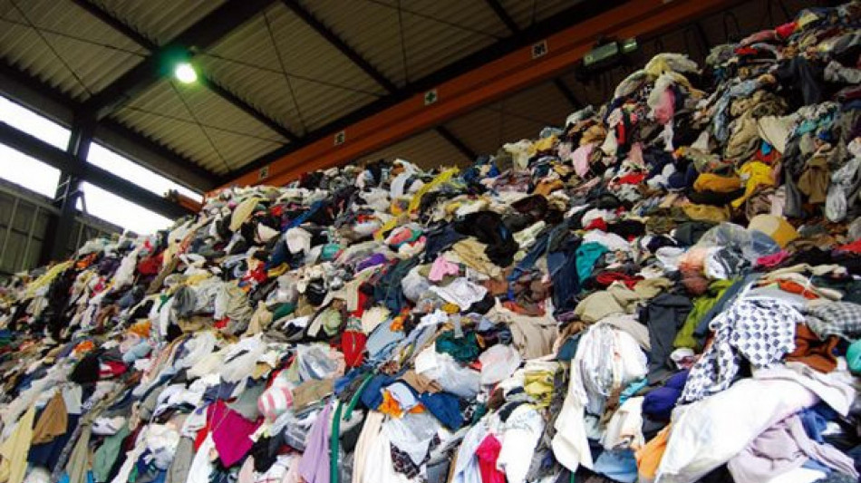  L'appello del consorzio ecotessili per i saldi, comprate meno e meglio 