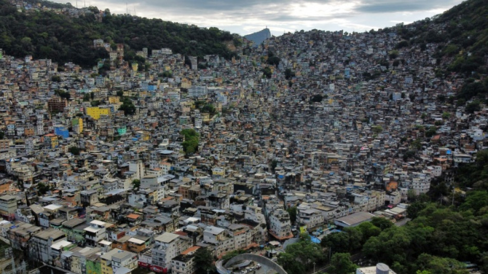  Rio favela residents vote with little hope 