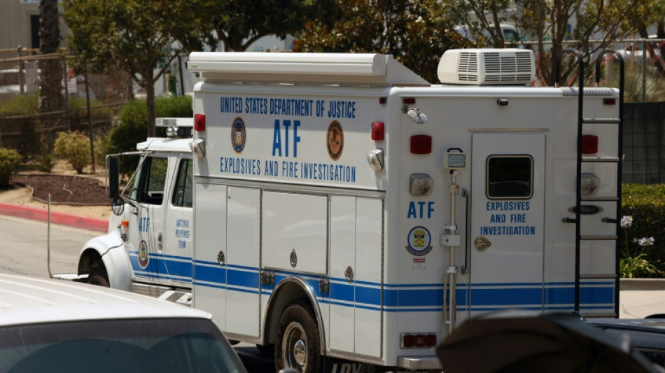 Une explosion tue trois agents du shérif de Los Angeles dans un centre d'entraînement