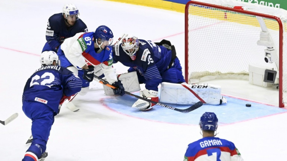 Hockey sur glace: la France s'incline face &agrave; la Slovaquie en ouverture du Mondial