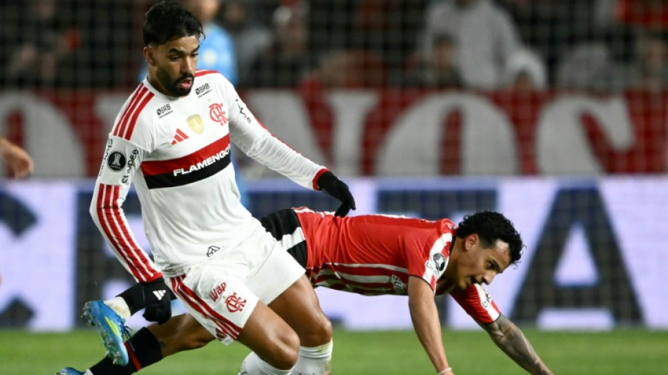  Flamengo empata sem gols com Estudiantes na ida da semifinal da Libertadores 