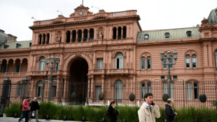 Assassinato de tr&ecirc;s mulheres transmitido ao vivo nas redes sociais choca Argentina