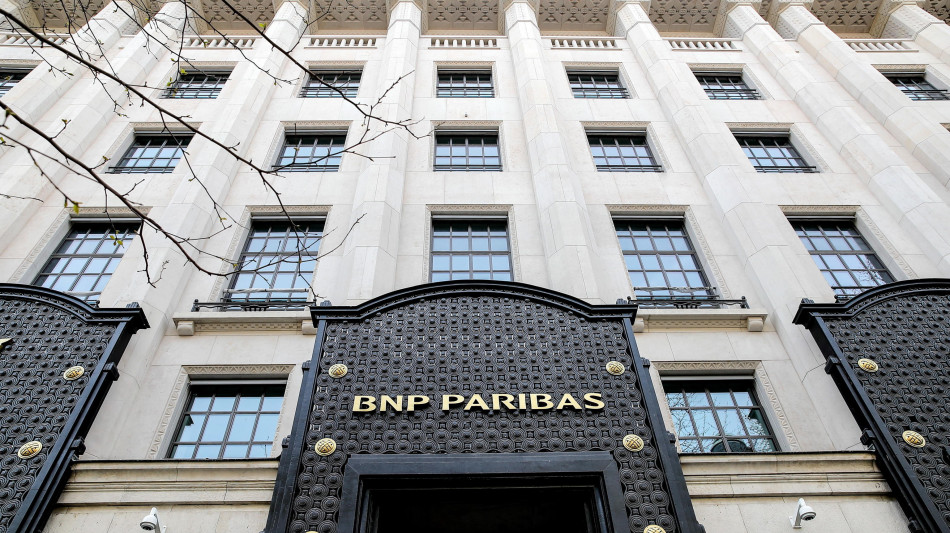  Bnp, utile 2025 sale a 12,2 miliardi, in trimestre +28% 