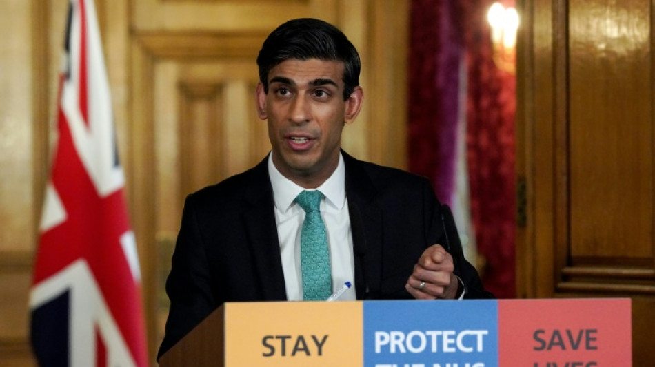 Semana dif&iacute;cil para Sunak, entre investiga&ccedil;&atilde;o sobre covid e plano migrat&oacute;rio