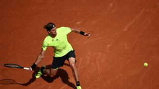 Zverev tips Alcaraz to 'be in final' of French Open but is ready for battle