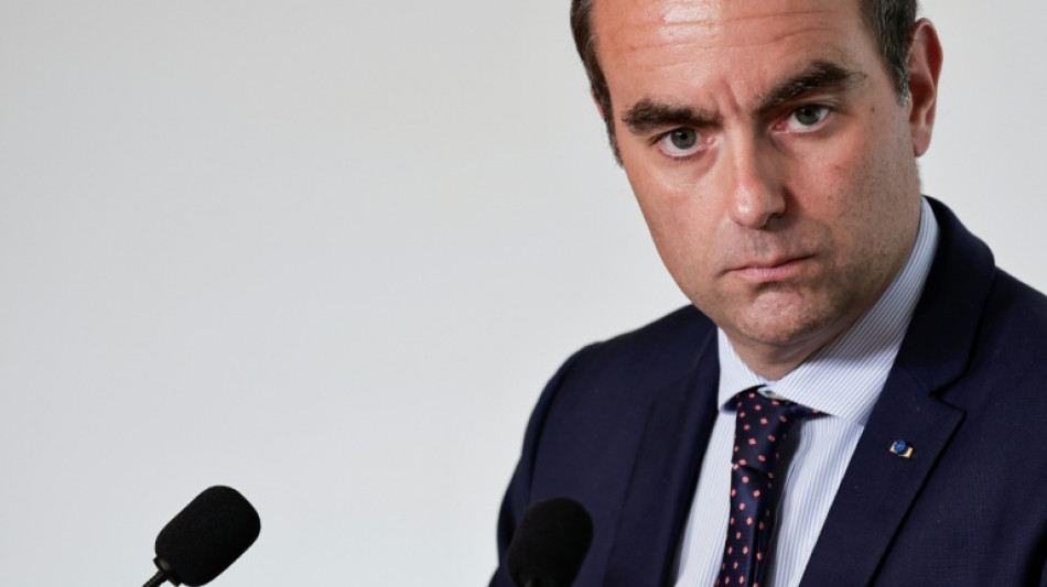 Budget: Lecornu demande &agrave; ses ministres de "corriger" les demandes des services 