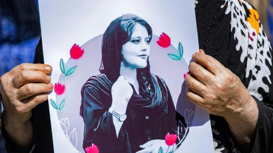 Enfrentamientos en Ir&aacute;n en protestas tras muerte de Mahsa Amini 
