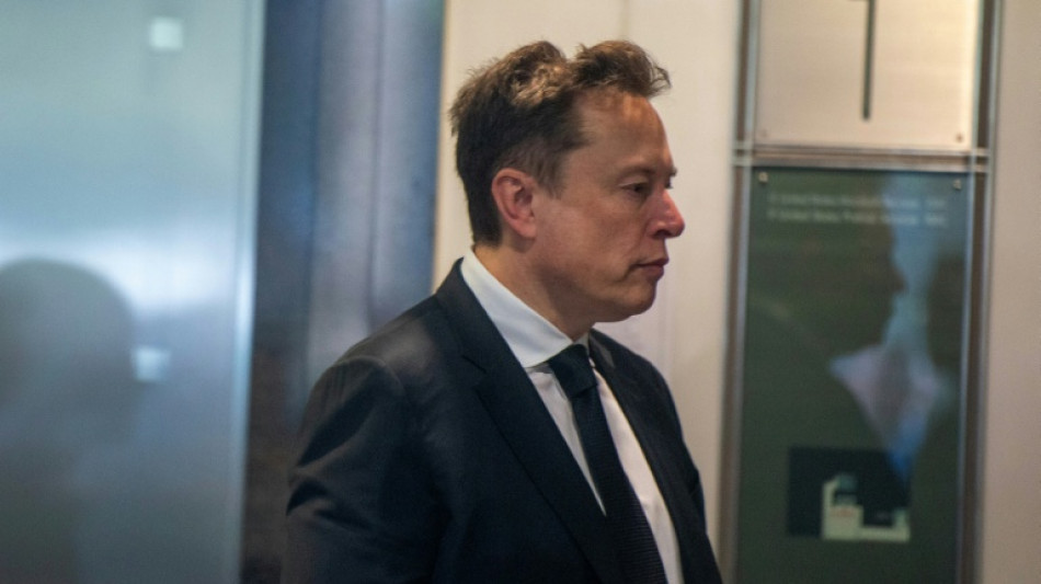  Elon Musk wirft OpenAI "Pl&uuml;ndern" von gemeinn&uuml;tziger Stiftung vor 