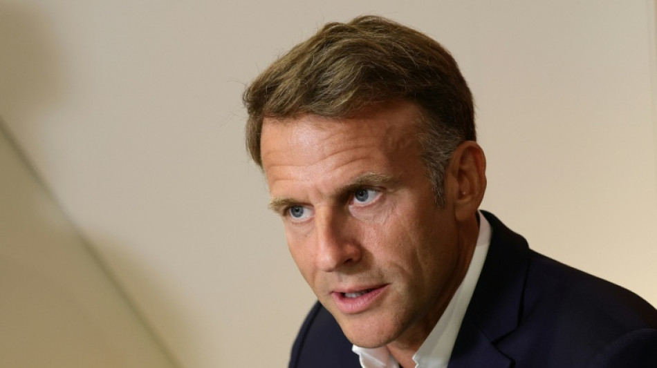  Derni&egrave;re rentr&eacute;e pour Macron qui alerte sur les "tensions budg&eacute;taires" 