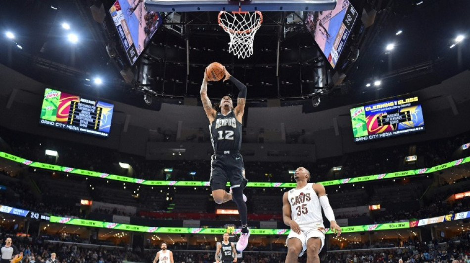 NBA: le tir d&eacute;cisif de Steven Adams permet &agrave; Memphis de remporter sa 11e victoire cons&eacute;cutive