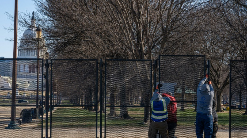 EEUU crea m&aacute;s empleo de lo previsto en diciembre: 256.000 puestos