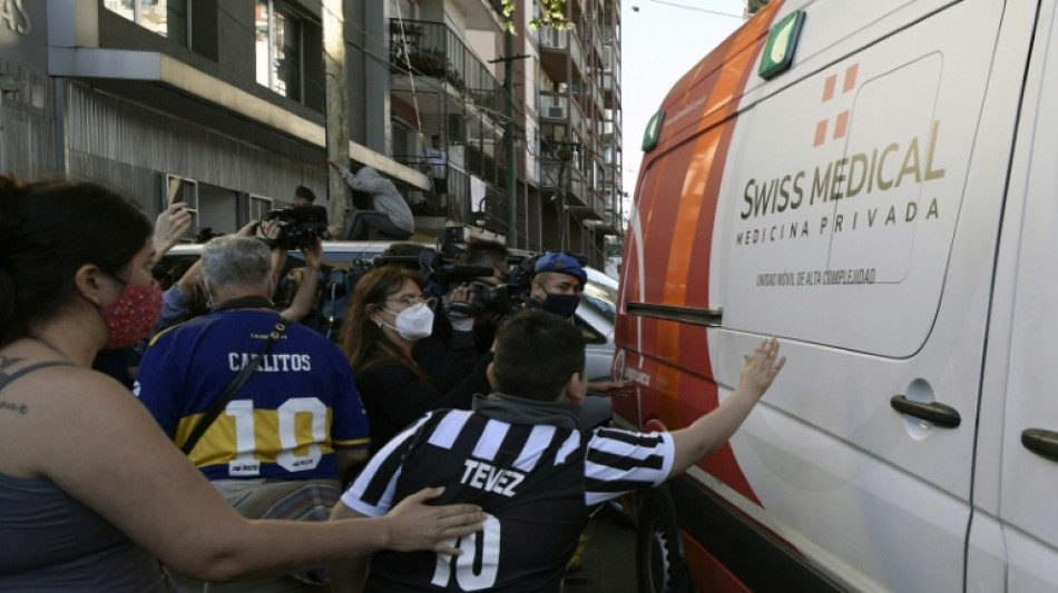 Maradona no era apto para su internaci&oacute;n domiciliaria, dice m&eacute;dico en juicio por su muerte