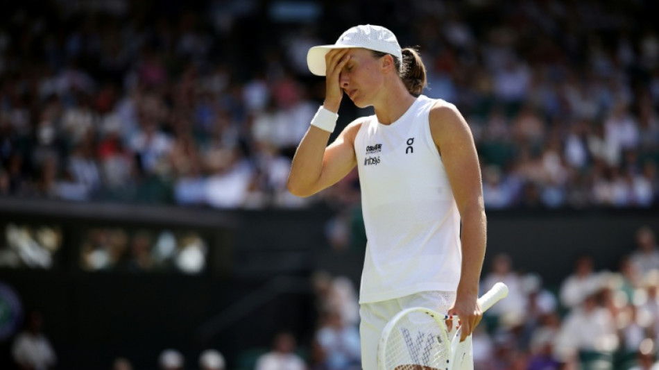  Atual campe&atilde;, Iga Swiatek cai na terceira rodada de Wimbledon 