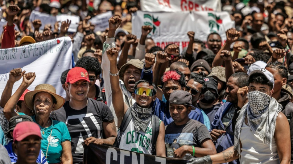 Krise in Madagaskar: Spekulationen &uuml;ber Flucht des Pr&auml;sidenten ins Ausland