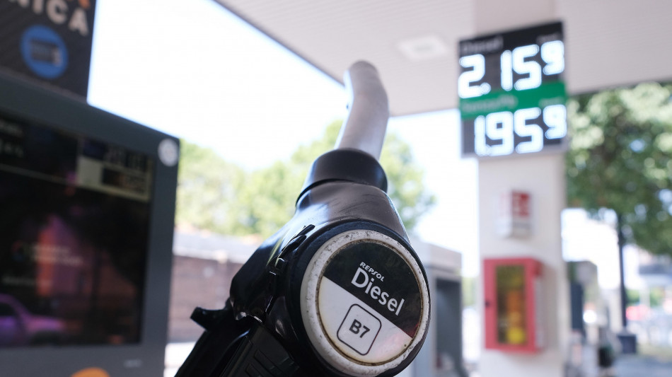  Codacons deposita esposto a Procura e Antitrust su mancato taglio accise gasolio 