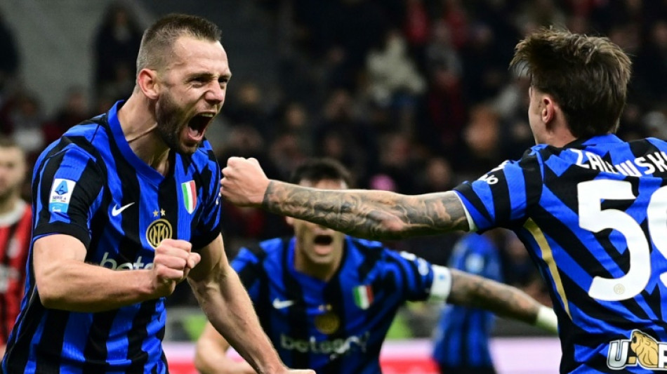 Inter arranca empate em cl&aacute;ssico com o Milan; Juventus goleia Empoli