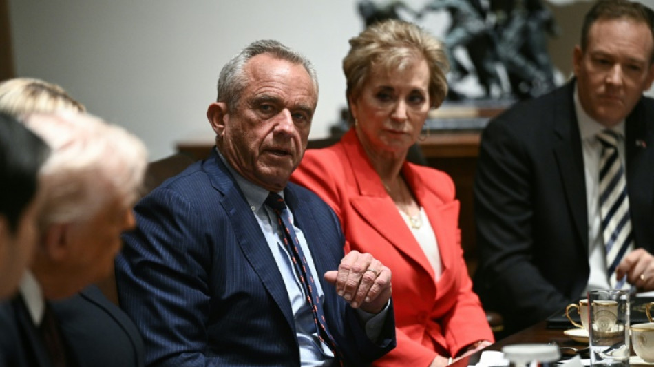 El Departamento de Salud de EEUU recortará 10.000 puestos de trabajo