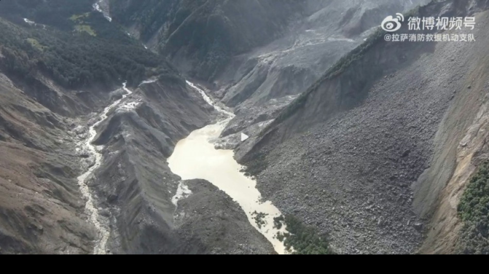  Crue dans l'Himalaya: les secours perturb&eacute;s, &agrave; nouveau en alerte 
