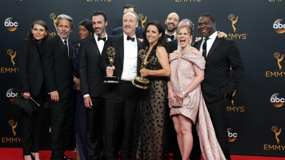 Kamala 2024: creatori di Veep, la nostra serie tv &egrave; pura fiction