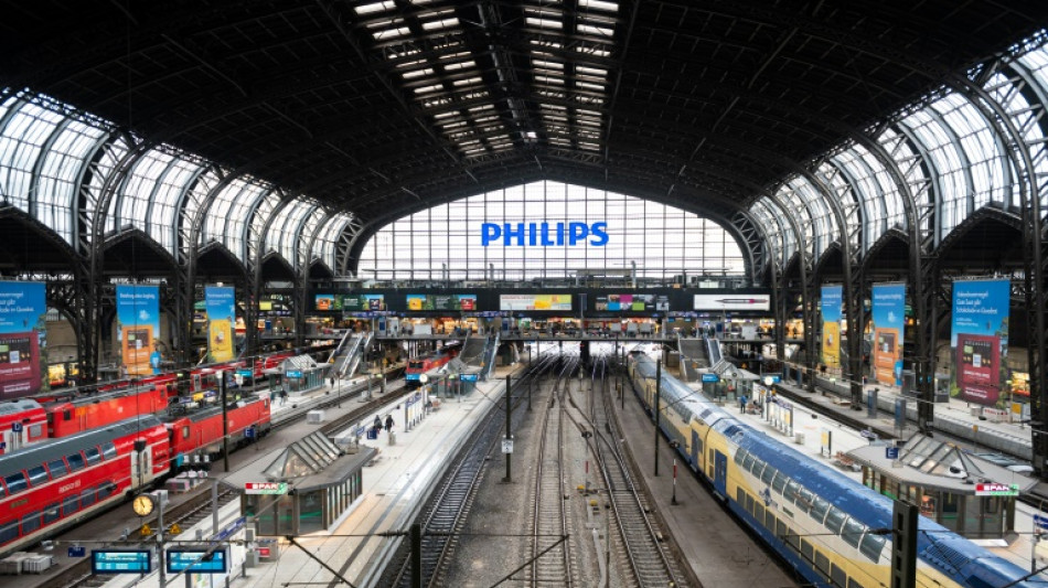 67-J&auml;hriger auf Bew&auml;hrung will am Bahnhof 31 Hamburg-Souvenirs stehlen